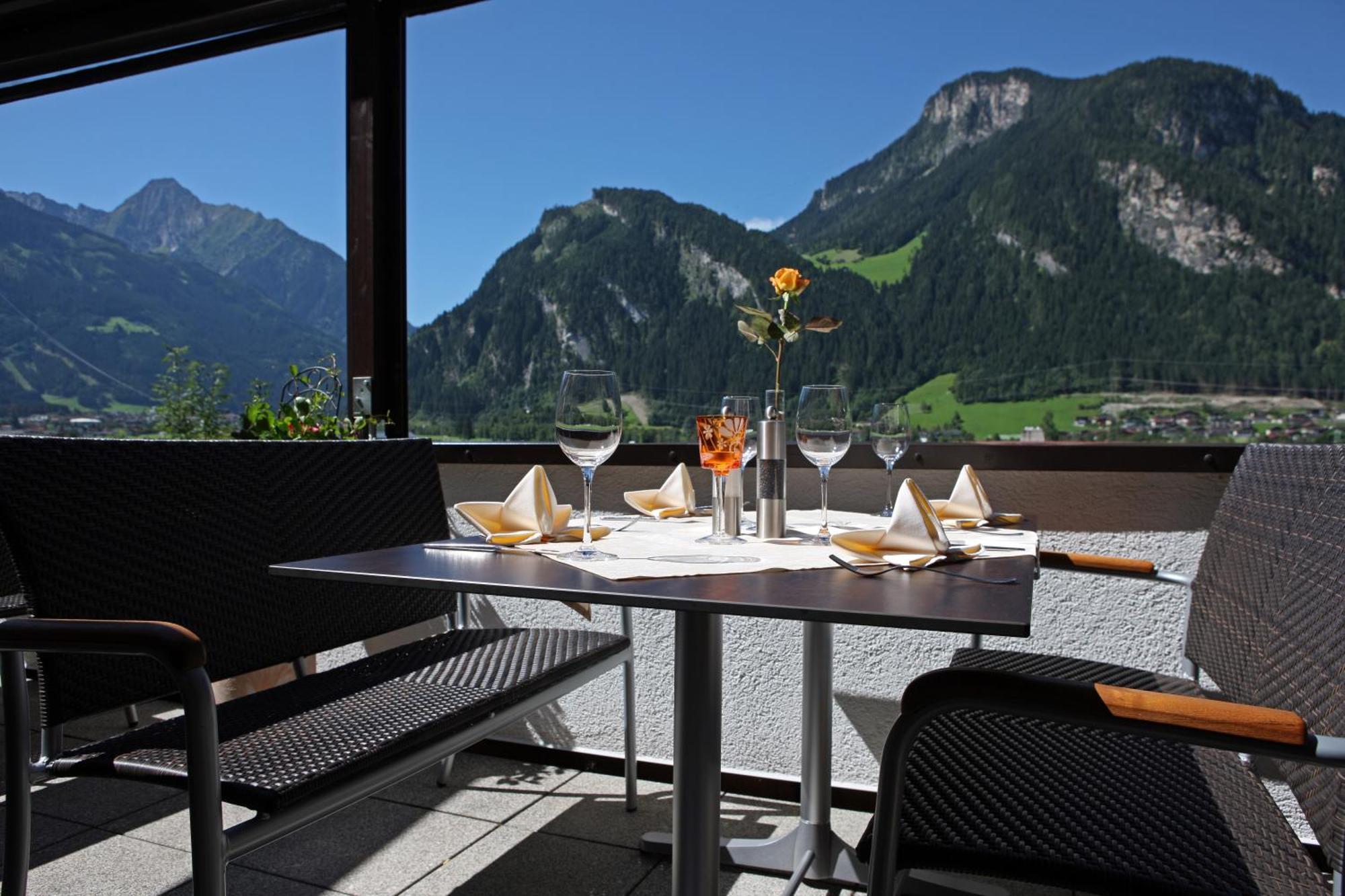 Hotel Eckartauerhof Mayrhofen Exteriör bild